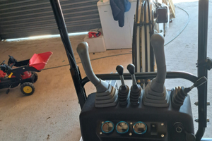 Miniescavatore jpc ht 12