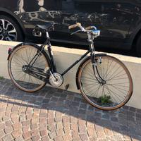 Bici bianchi a bacchetta storica