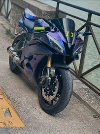 Yamah R6