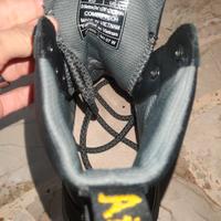 Dr. Martens - linea Combs Tech / Poly casual