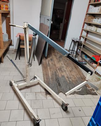 sollevatore idraulico