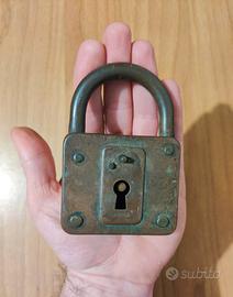 Grande Lucchetto antico metà 900 funzionante 