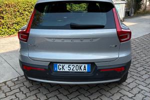 Volvo XC40 2.0 B4 Core AWD – Mild Hybri