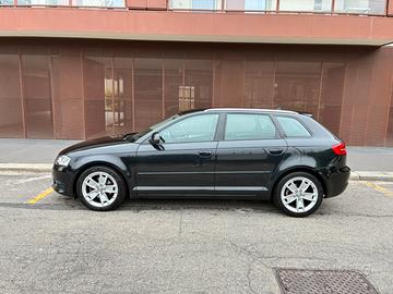 AUDI A3 2ª serie – SPORTBACK 2.0 TDI AMBIENTE