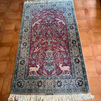 Tappeti persiani uno è firmato