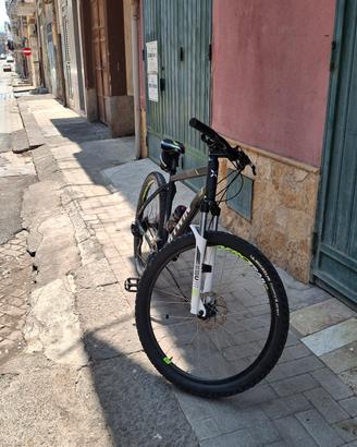 Btwin rockrider 520