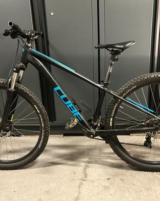 Bici Cube taglia 26”