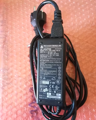 Alimentatore notebook 65W
