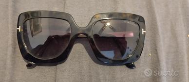 occhiali da sole 