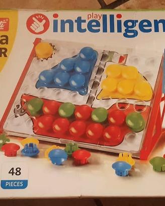 Gioco play intelligente educativo