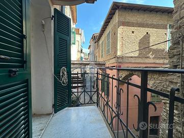 3 LOCALI A ISOLABONA