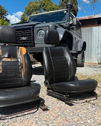Sedili Land Rover Defender 90 anno 84 originali