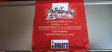 Set da caffè con Moka Bialetti 