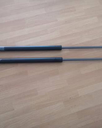 ammortizzatori per bagagliaio ford fiesta