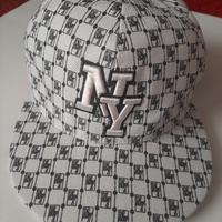 Cappello con visiera NY