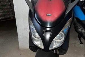 Scooter Aprilia 200