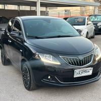 LANCIA YPSILON 1.0 FIREFLY HYBRID