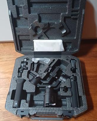 Stabilizzatore per macchina fotografica