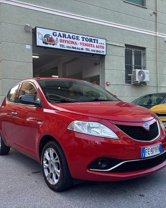 Lancia Ypsilon 1.2 69 CV 5 porte Platinum PREZZO R