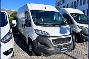 Peugeot Boxer 335 2.2 bluehdi S&S L2H2 Lamier...