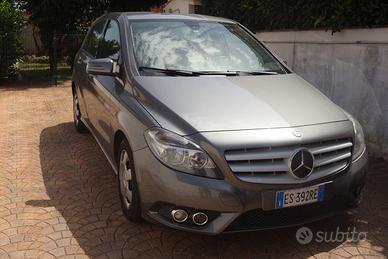 MERCEDES CLASSE B180