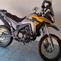 MOTO VOGE 300 RALLY