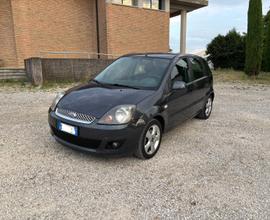 Ford Fiesta 1.4 TDCI PER NEOPATENTATI