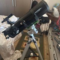 Telescopio Omegon Pro con montatura SkyWatcher EQ3