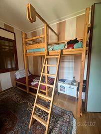 Letto a castello artigianale in legno massello