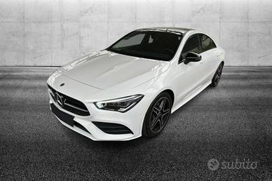 MERCEDES-BENZ CLA 250 Automatic 4Matic Business