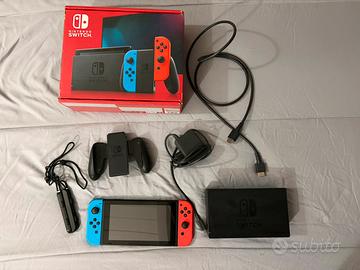 Nintendo Switch + Accessori e Scatola Originale