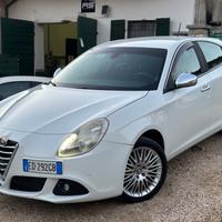 Alfa Romeo GIULIETTA 2.0 JTDm-2 170 CV DISTINCTIVE