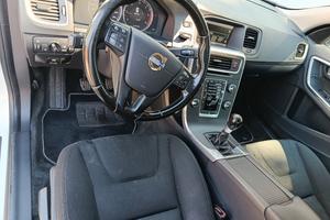  volvo s 60 in buonissime condizioni.