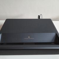 Proiettore ultra corto raggio 4K