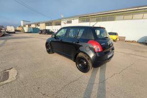 Suzuki Swift 1.3 4x4 5p.