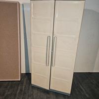 Armadio in plastica da terrazzo 
