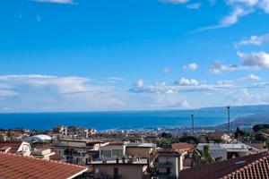 Gravina di Catania - Ampio Appartamento Panoramico