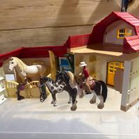 Ranch Cavalli con puledro e fattrice