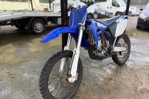 Yamaha YZ 250 F Moto Cross