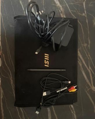 Laptop MSI con schermo touch screen 13,4