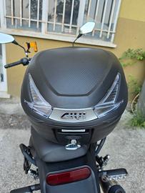 Bauletto GIVI 33 LT