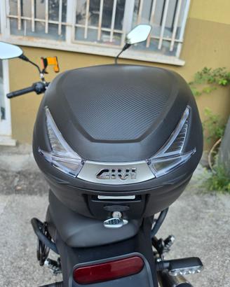 Bauletto GIVI 33 LT