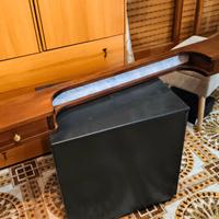 Mensolone in legno massello.