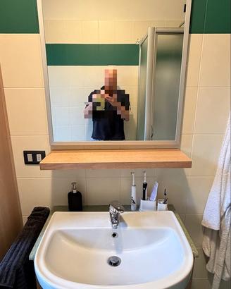 Mobile bagno con specchio