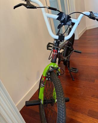 Bicicletta BMX