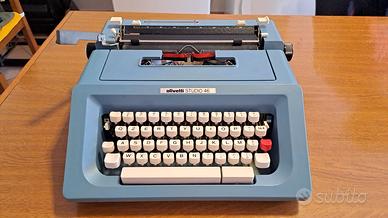Macchina da scrivere Olivetti