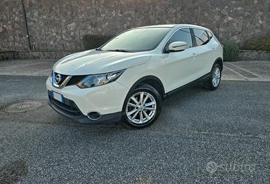 Nissan Qashqai 1.5dci tekna unicopropretario