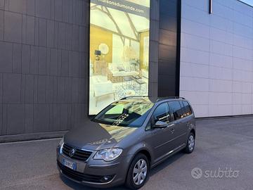 Volkswagen Touran 1.4 TSI Highline EcoFuel