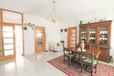6 LOCALI A CAMPOMARINO