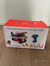 Aereo giocattolo con avvitatore a batterie